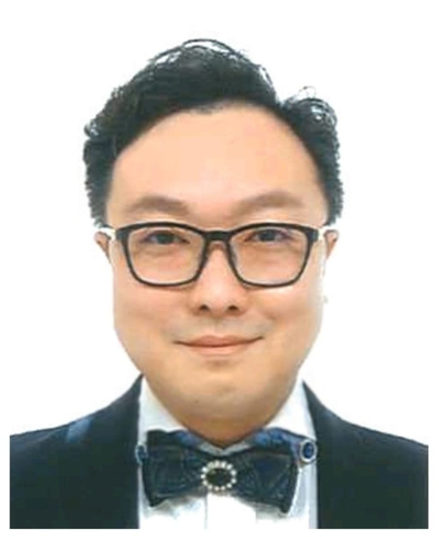 「香港作家網」作家 Jason (易風) 信貸行業專欄作家 / 環聯放債人信貸風險管理 榮譽客席講師